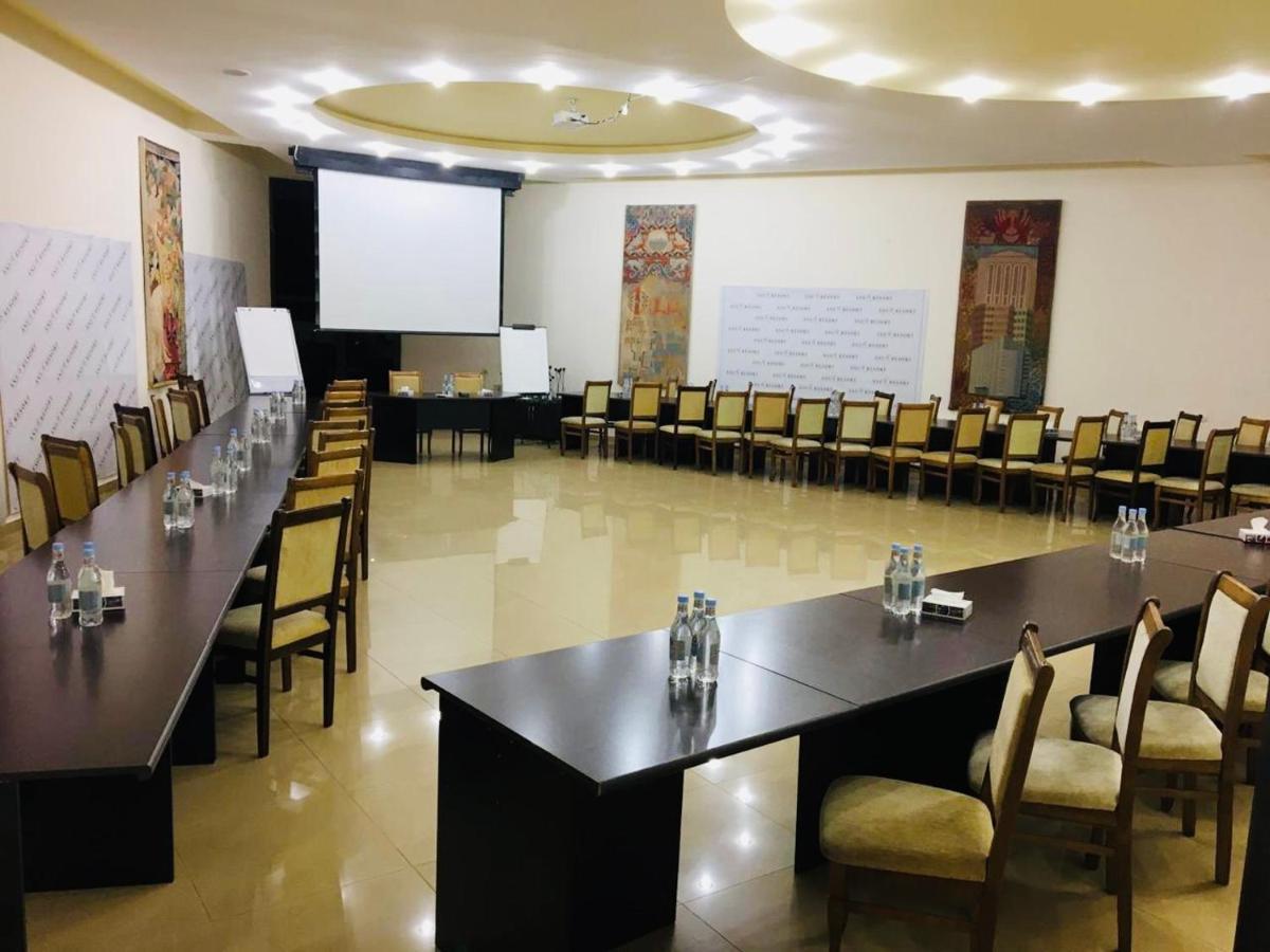Ani Resort Artavaz Buitenkant foto