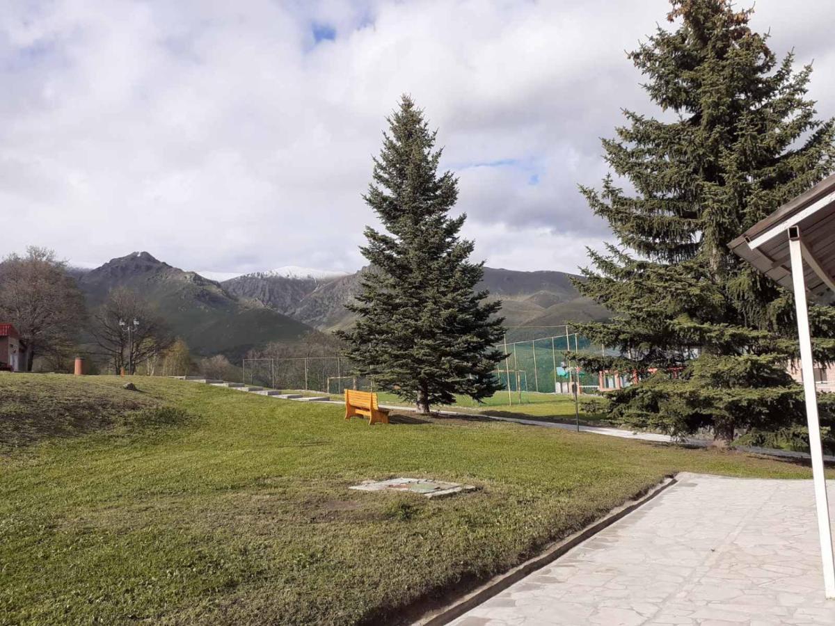 Ani Resort Artavaz Buitenkant foto