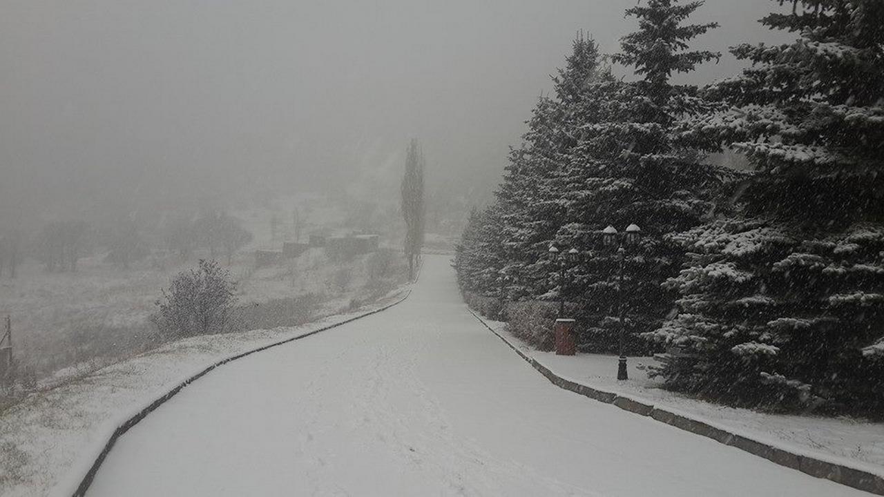 Ani Resort Artavaz Buitenkant foto